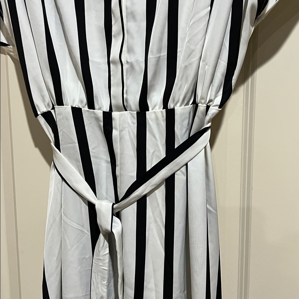H&M Black & White Striped Midi Shirt Dress with Belt c199 Large - Picture 8 of 10